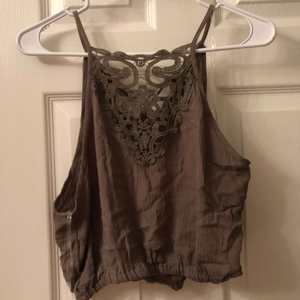 Crop top